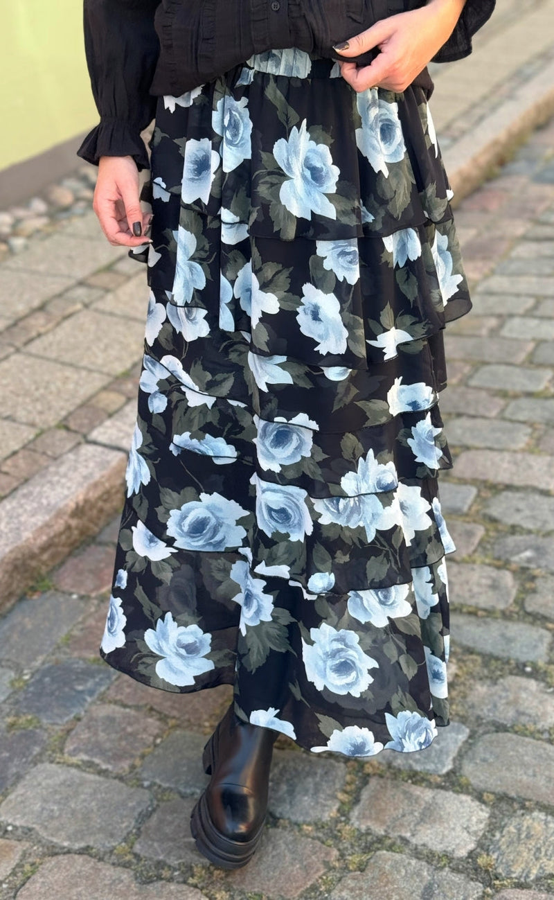 Say INA Copenhagen Skjørt - Feline Frill - Black w. Blue Flower