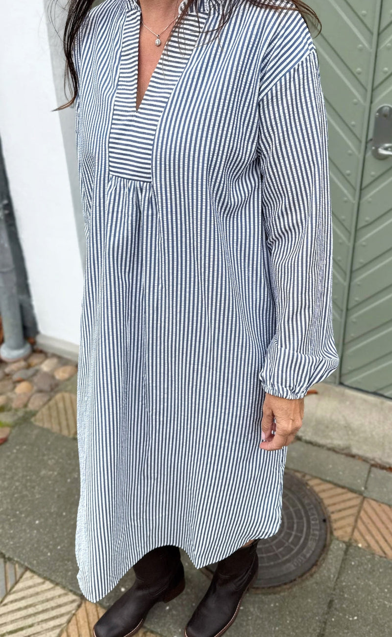 Say INA Copenhagen Kjole - Winnie New LS - Navy Blue Striped