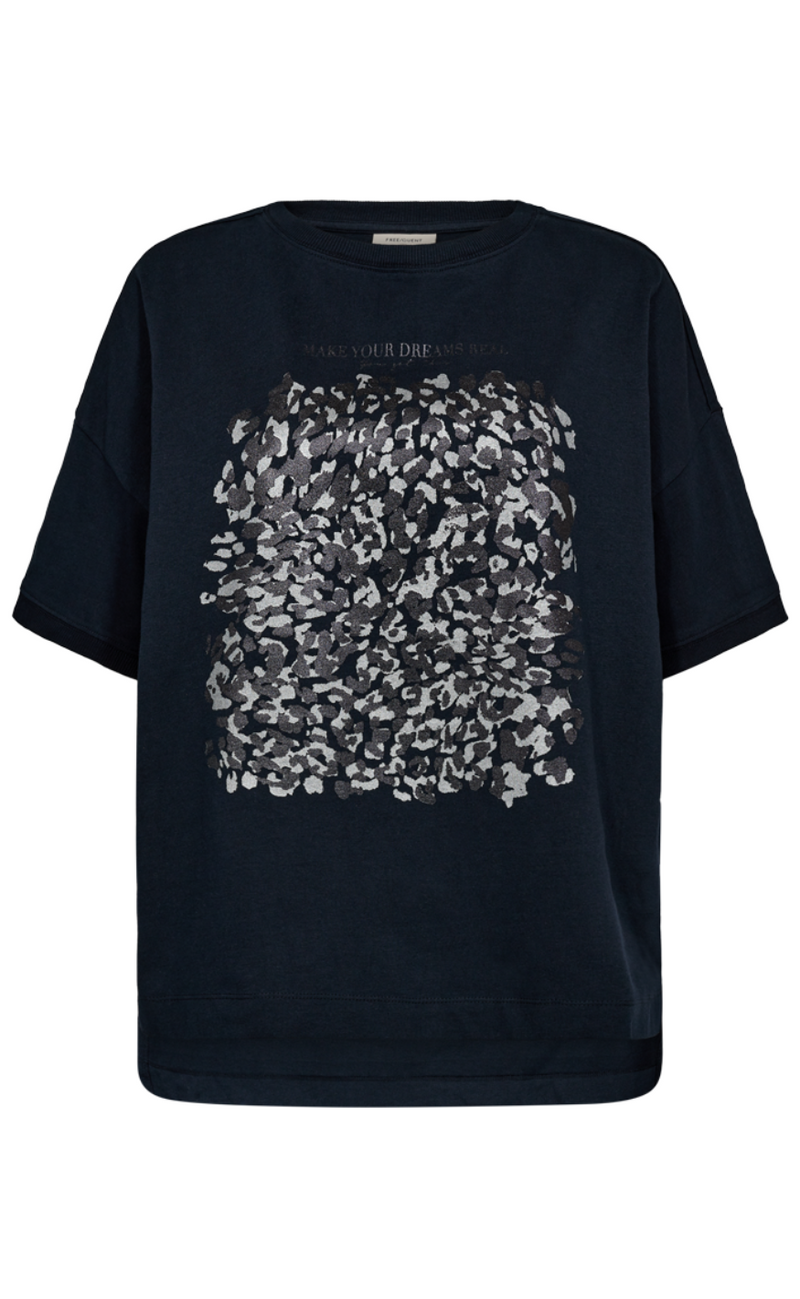 Freequent T-shirt - Carol - Salute w. Black