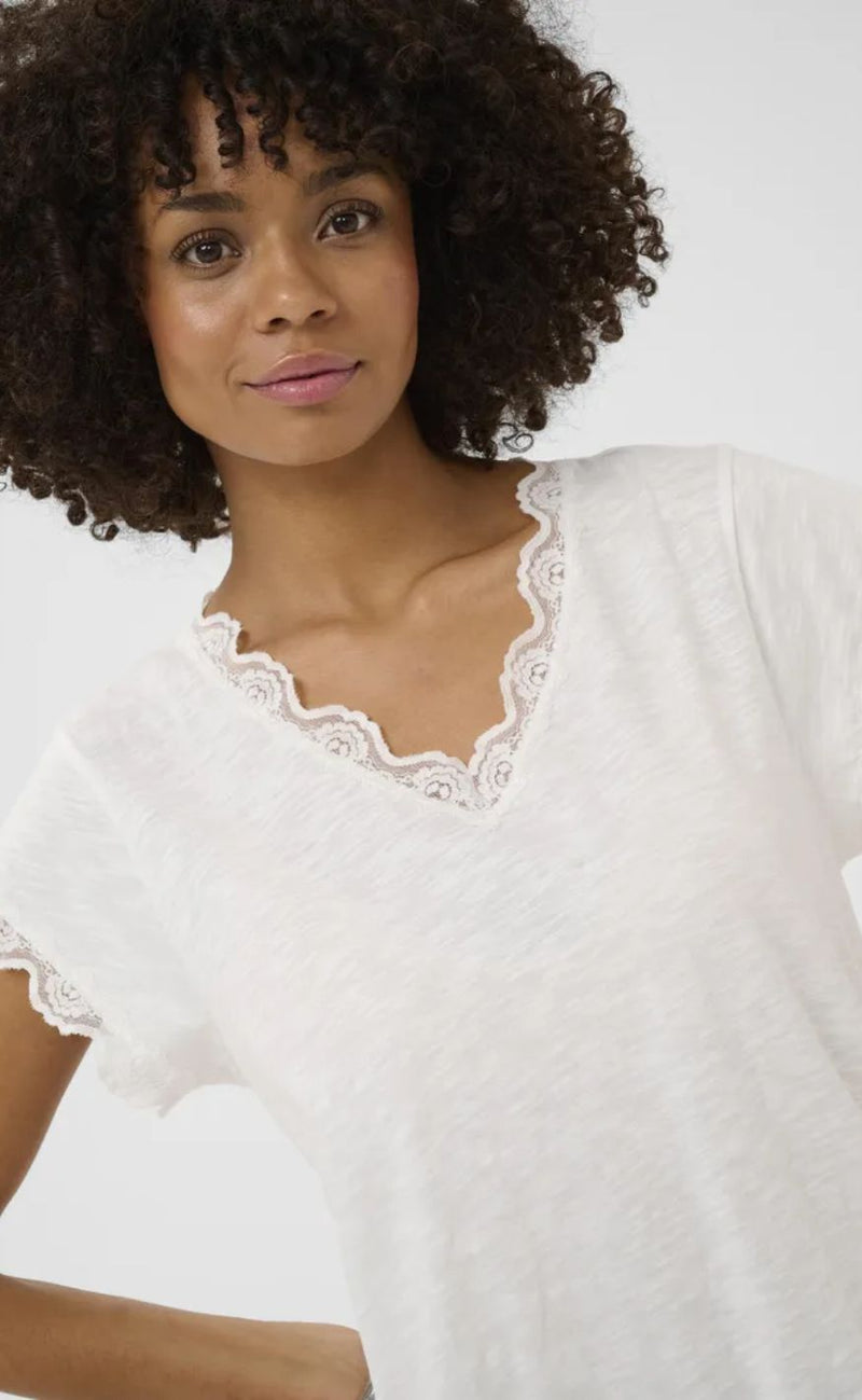 Culture T-shirt - Biana Lace - Spring Gardenia