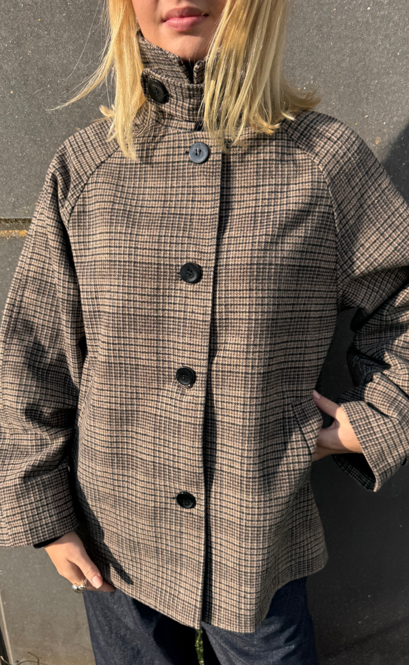 Sisters Point Jakke - CALEB-N.MIDI1 - Brown Check