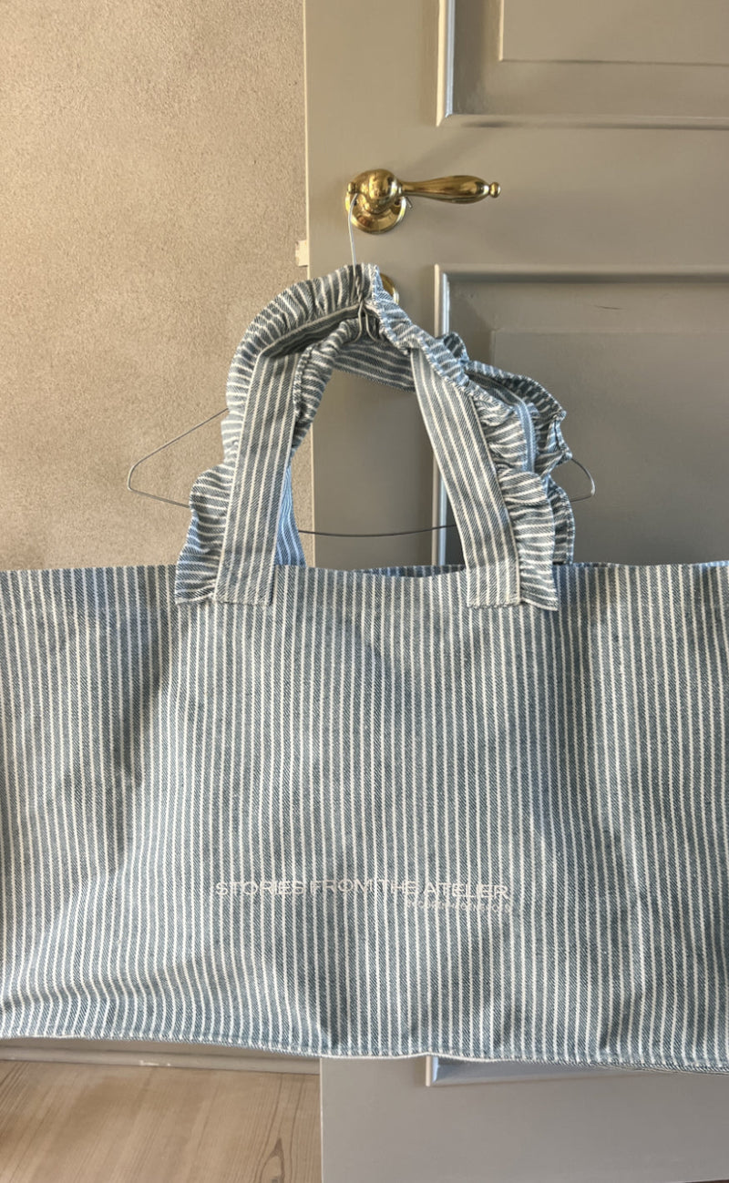 Stories From The Atelier Veske - Follow Your Dreams - Blue/White
