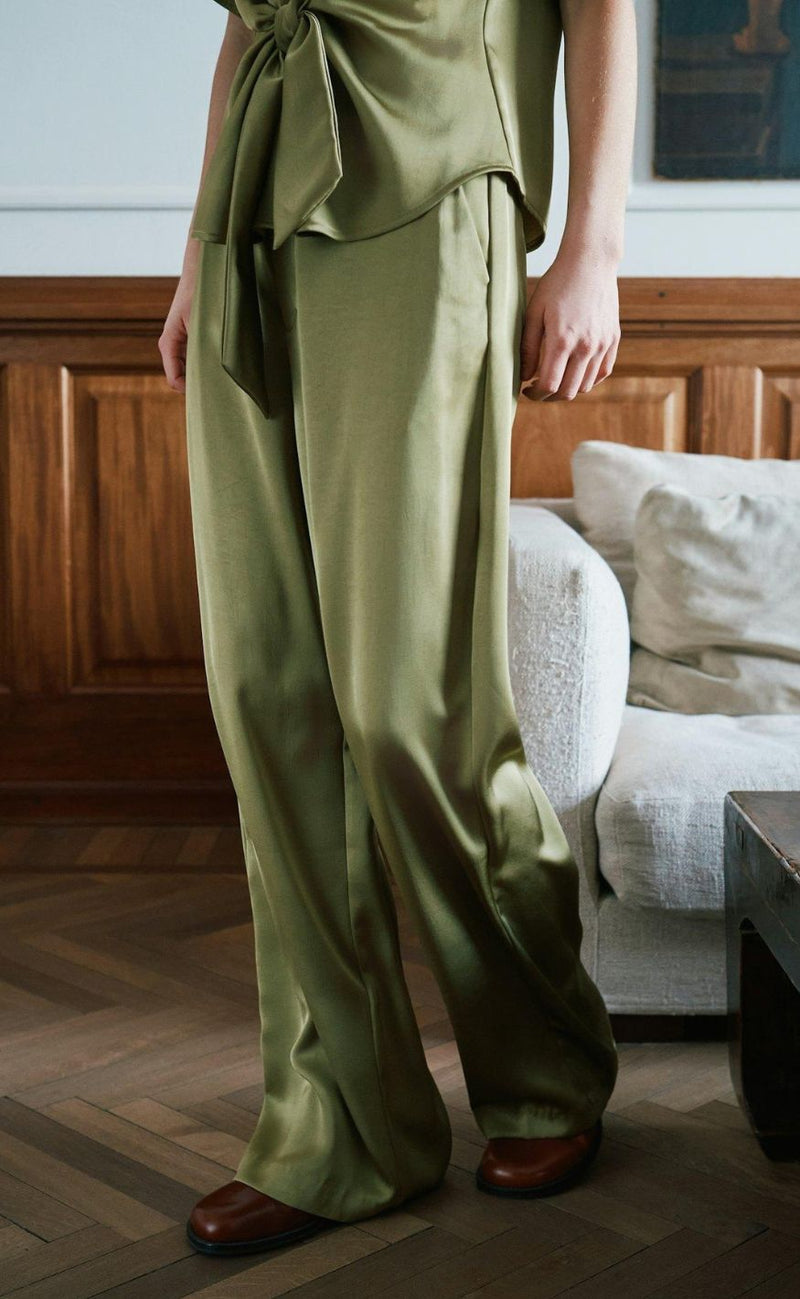 Neo Noir Bukser - Emmett Heavy Sateen - Sage Green