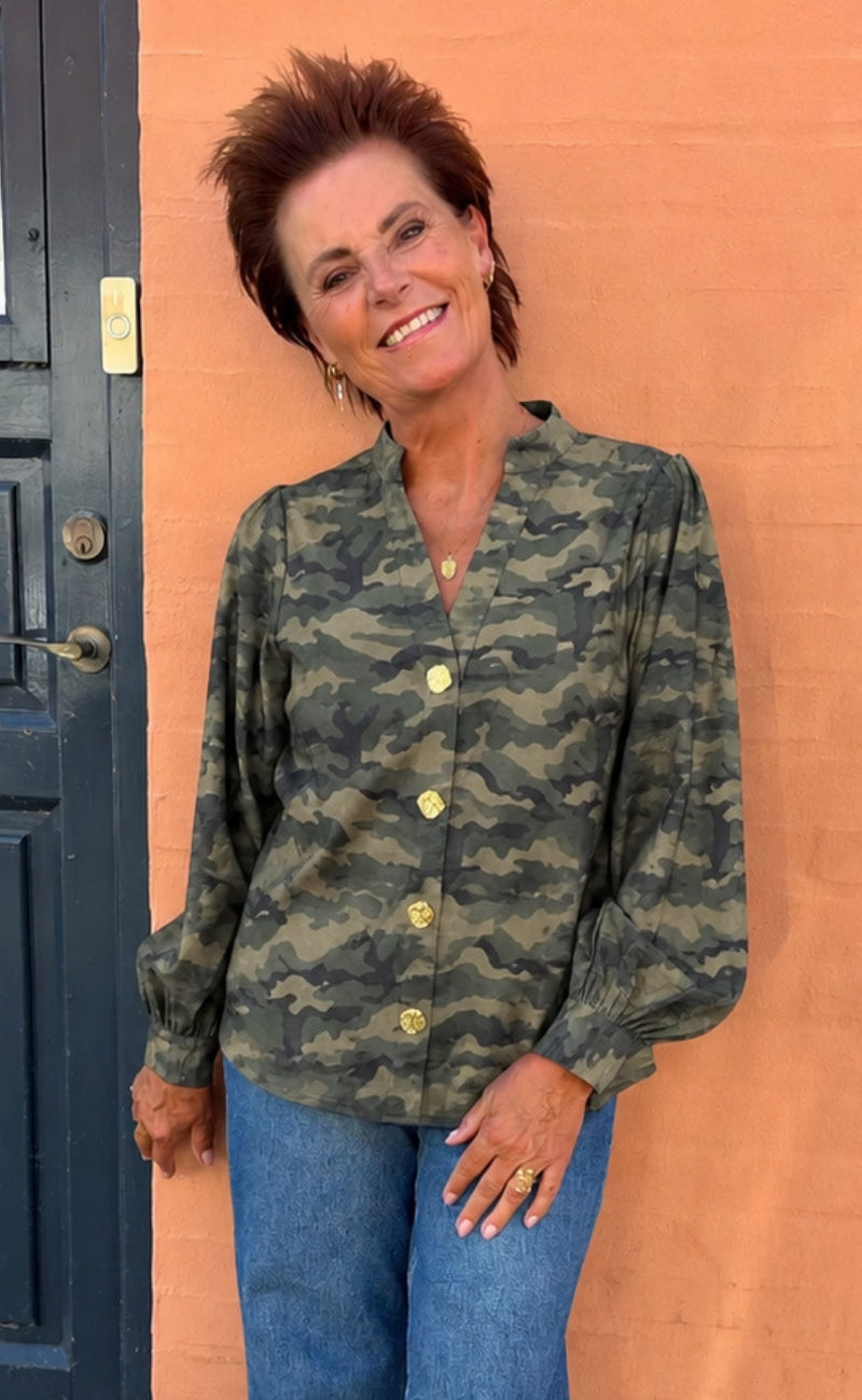 Say INA Copenhagen Bluse - Anora - Camouflage