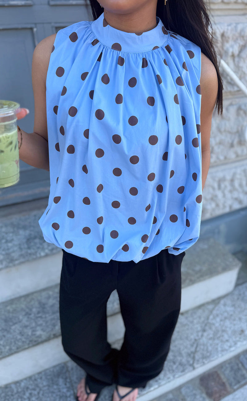 Say INA Copenhagen Topp - Diana Dot - Blue W. Brown Dots