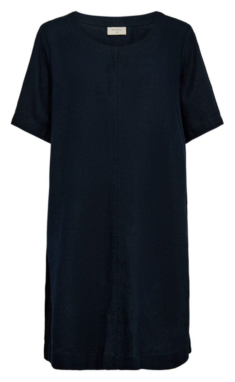 Freequent Kjole - Lava Button Back - Navy Blazer