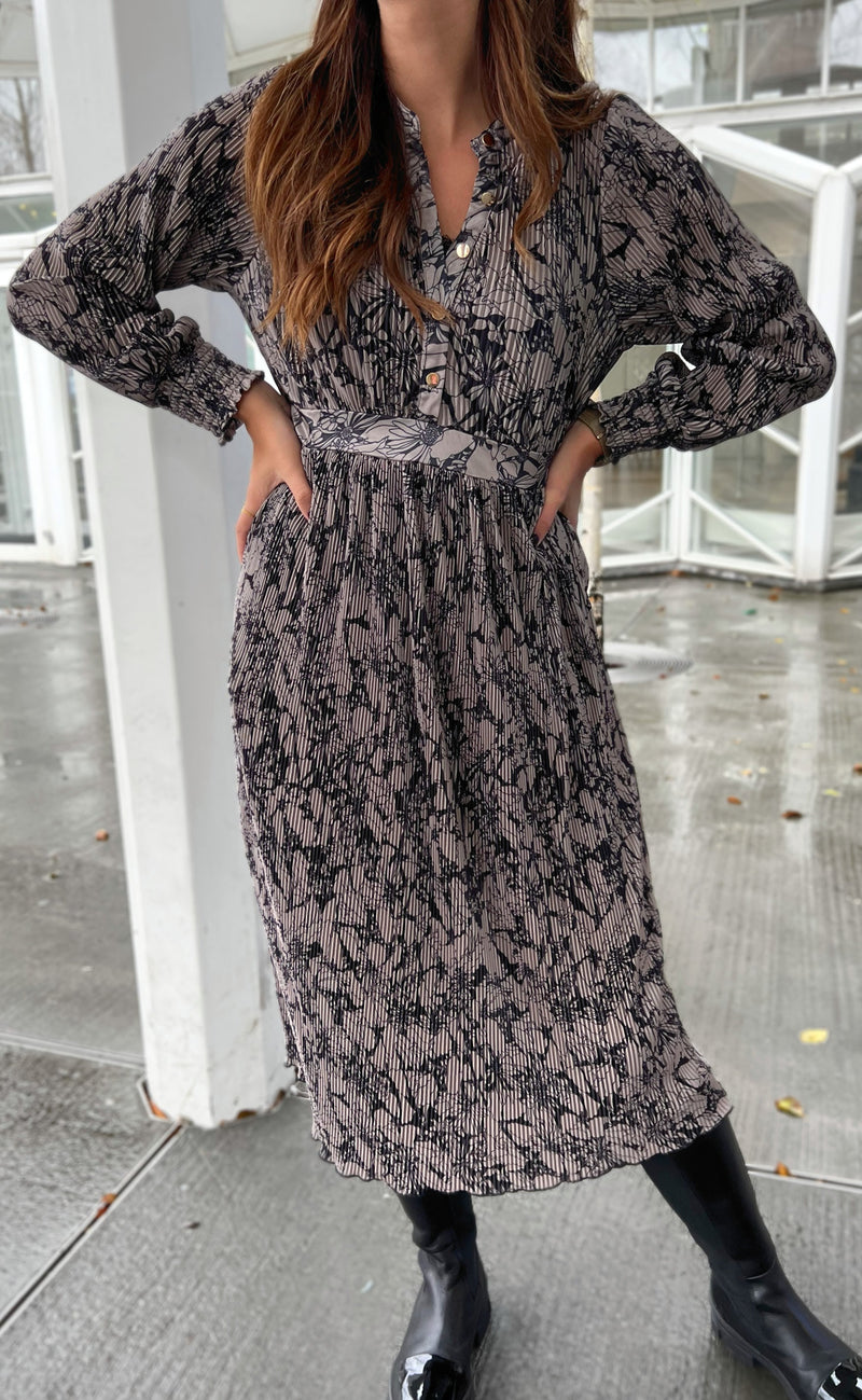 INA Copenhagen Kjole - Olivia - Black/Brown Flower