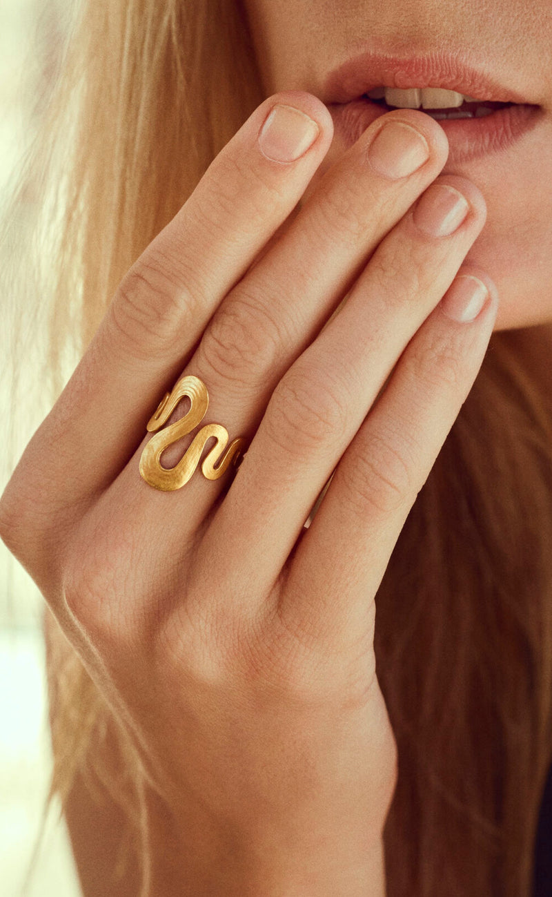 Maanesten Ring - Sasja - Gold