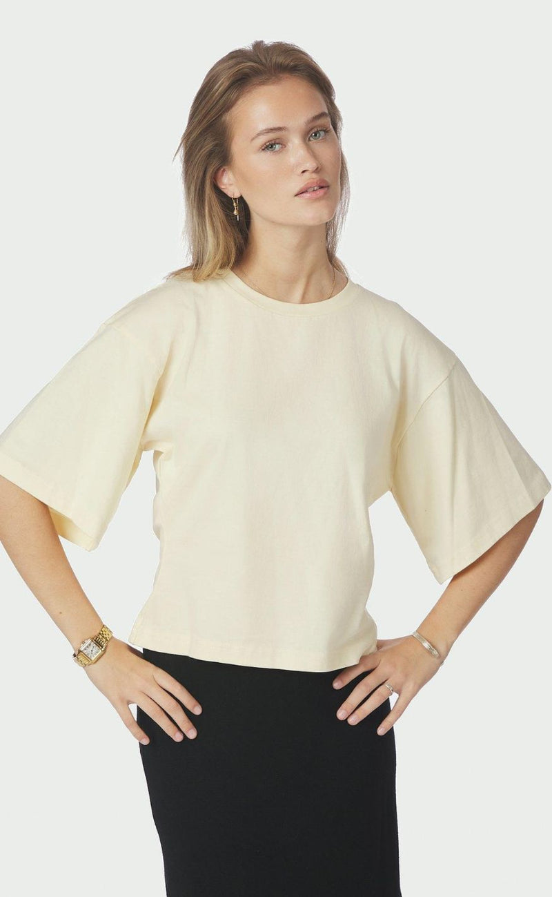 Neo Noir T-shirt - Asha Boxy Tee - Butter Yellow