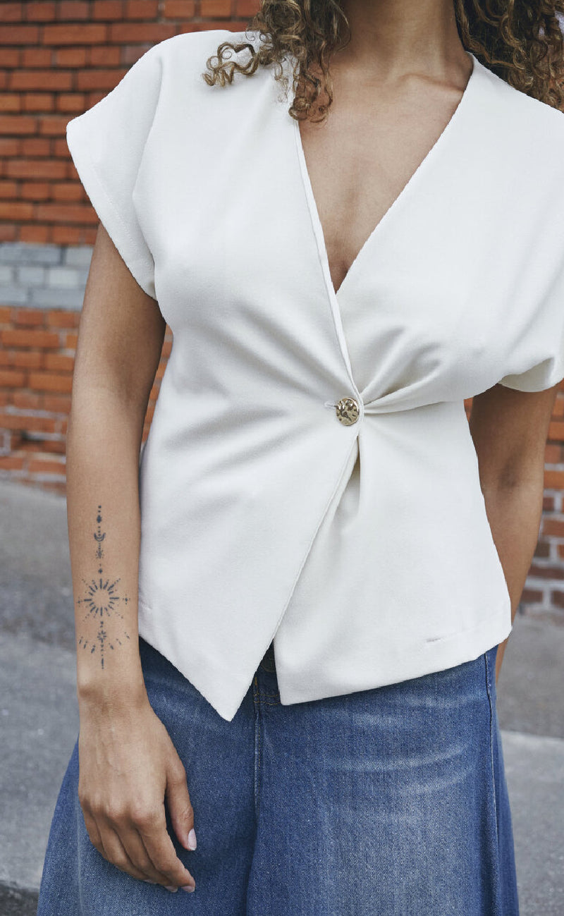 Sisters Point Vest - Gevela - Porcelain