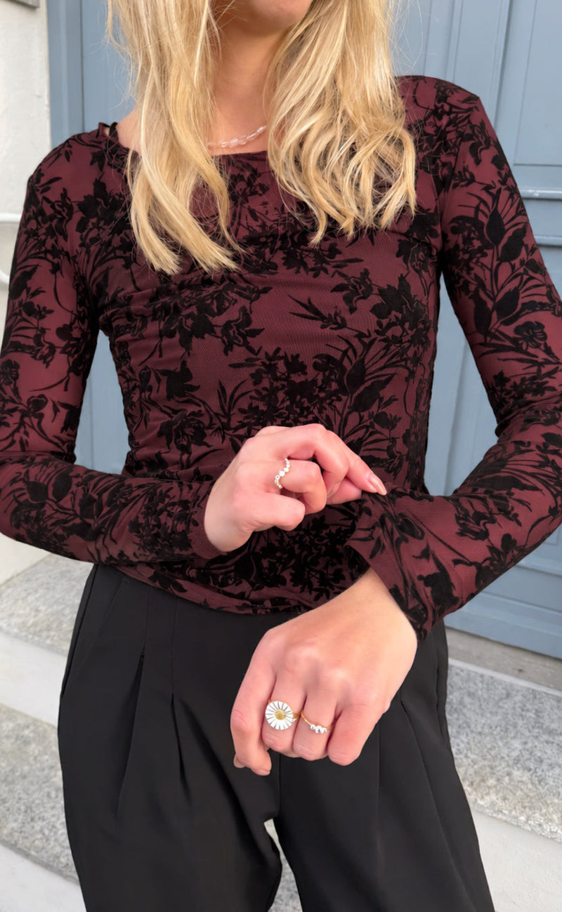 Say INA Copenhagen Bluse - Sophia Mesh - Burgundy W. Black Flowers