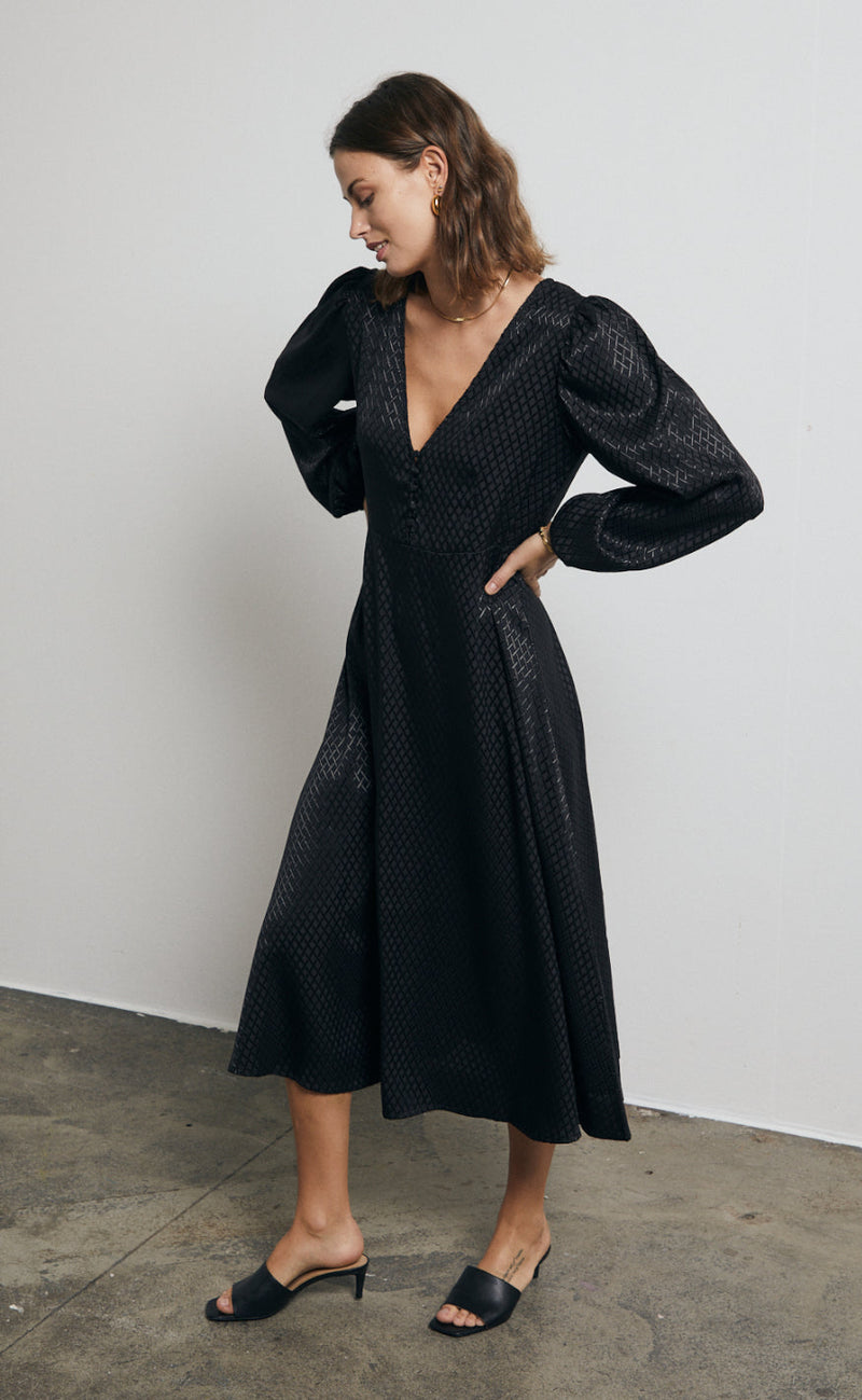 A-view Dress - Enitta - Black