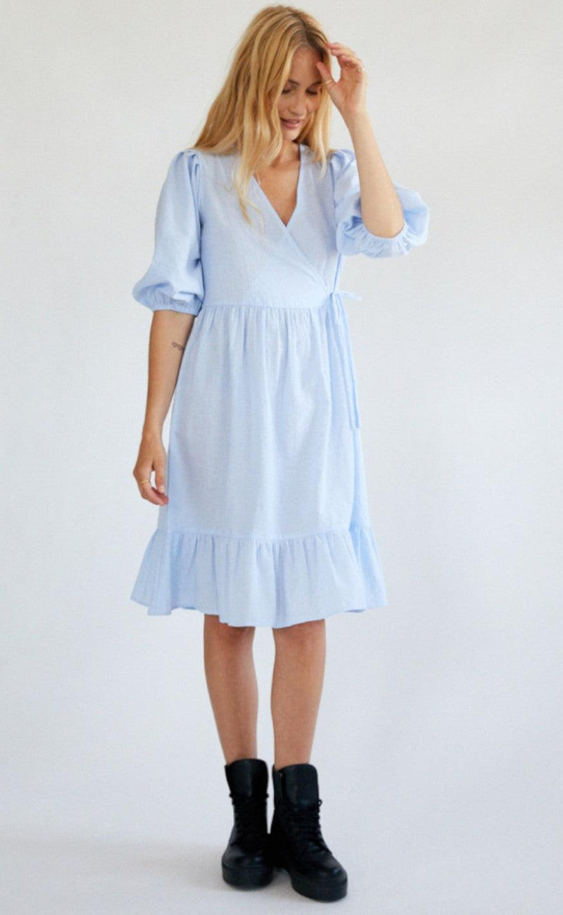 Freequent Kjole - Magnolia Stripe - Chambray Blue