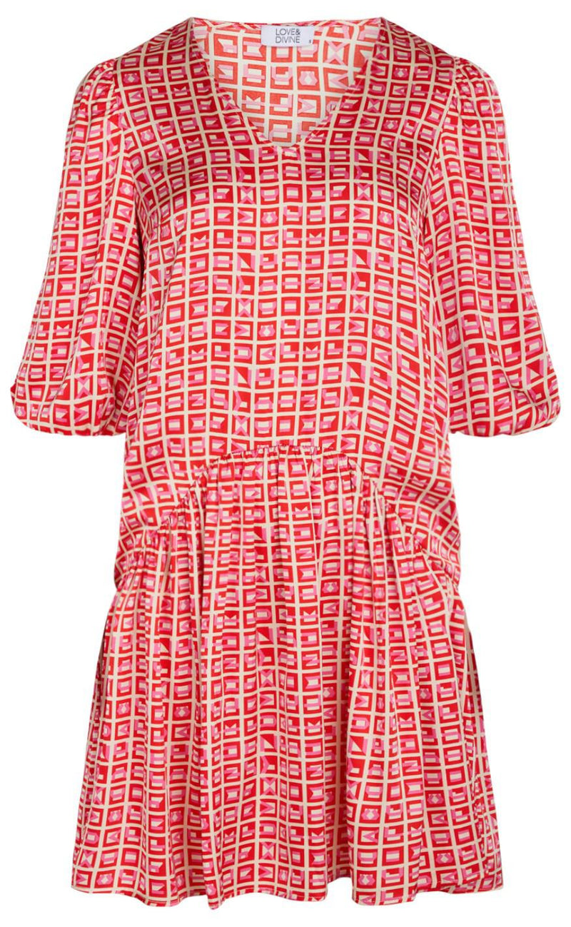 Love & Divine Kjole - Love811 - Pink/Red Graphic