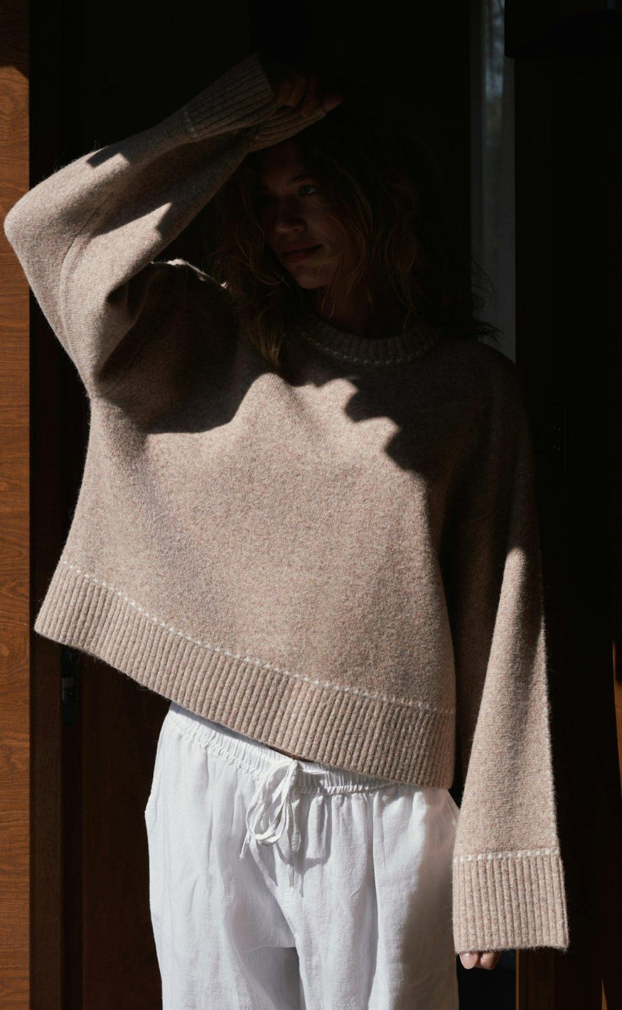 Neo Noir Genser - Roeme Knit Stitch - Beige Melange
