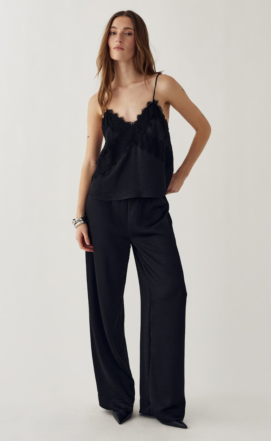 Noella Topp - Mandie - Black