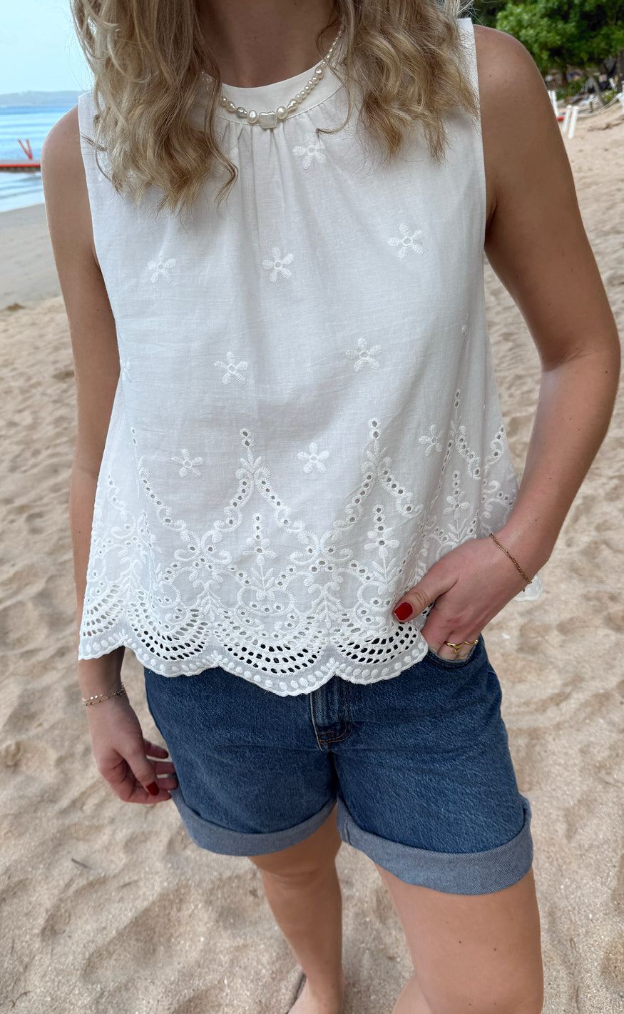 INA Copenhagen Topp - Silja - White Broderie Anglaise