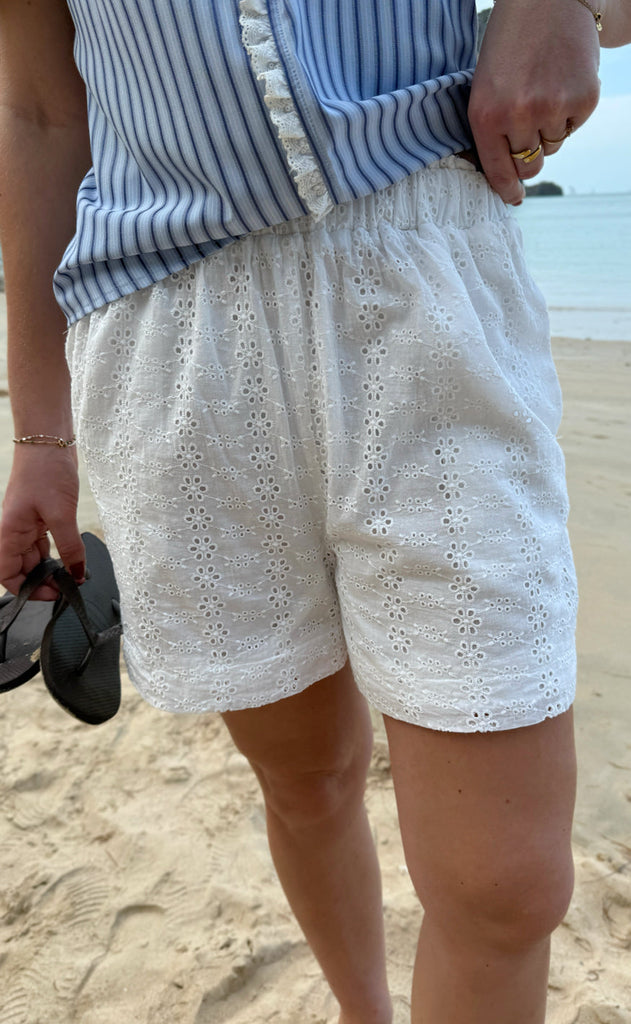 INA Copenhagen Shorts - Catja - White Broderie Anglaise