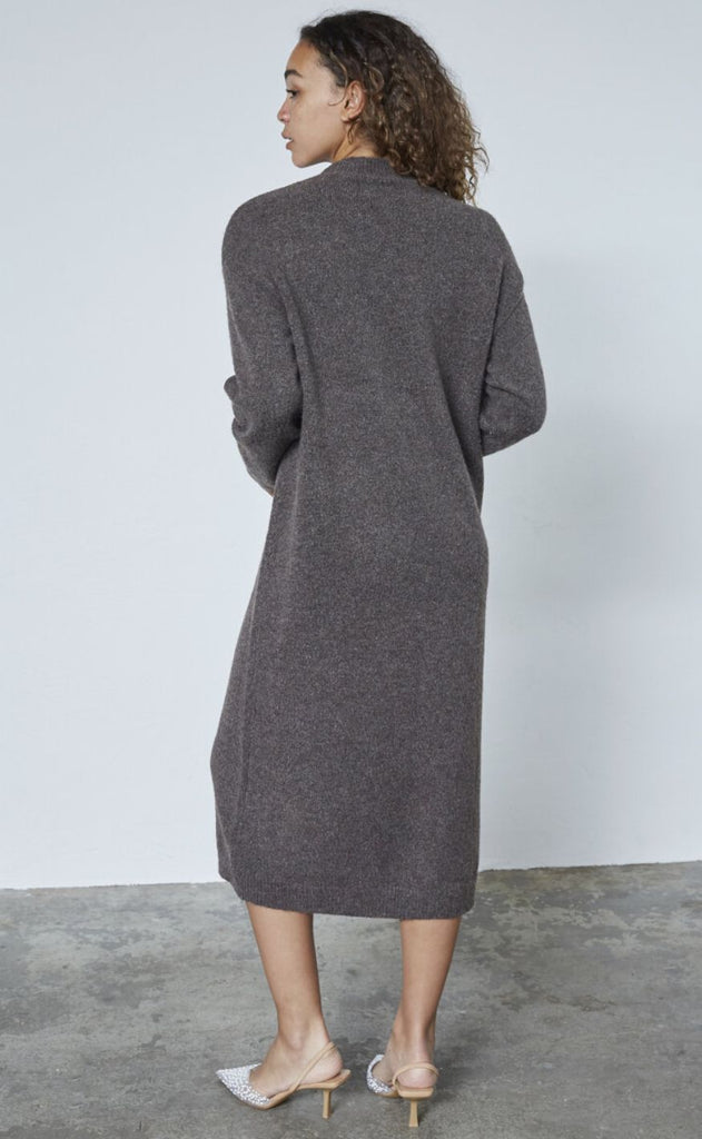 Sisters Point Genser - Luca-DR - Brown Mel.