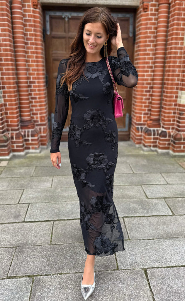 Say INA Copenhagen Kjole - Maria LS - Black 3D Flowers