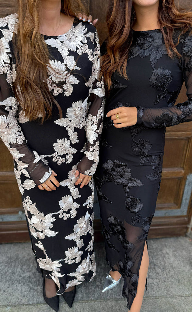 Say INA Copenhagen Kjole - Maria LS - Black W. Ivory 3D flowers