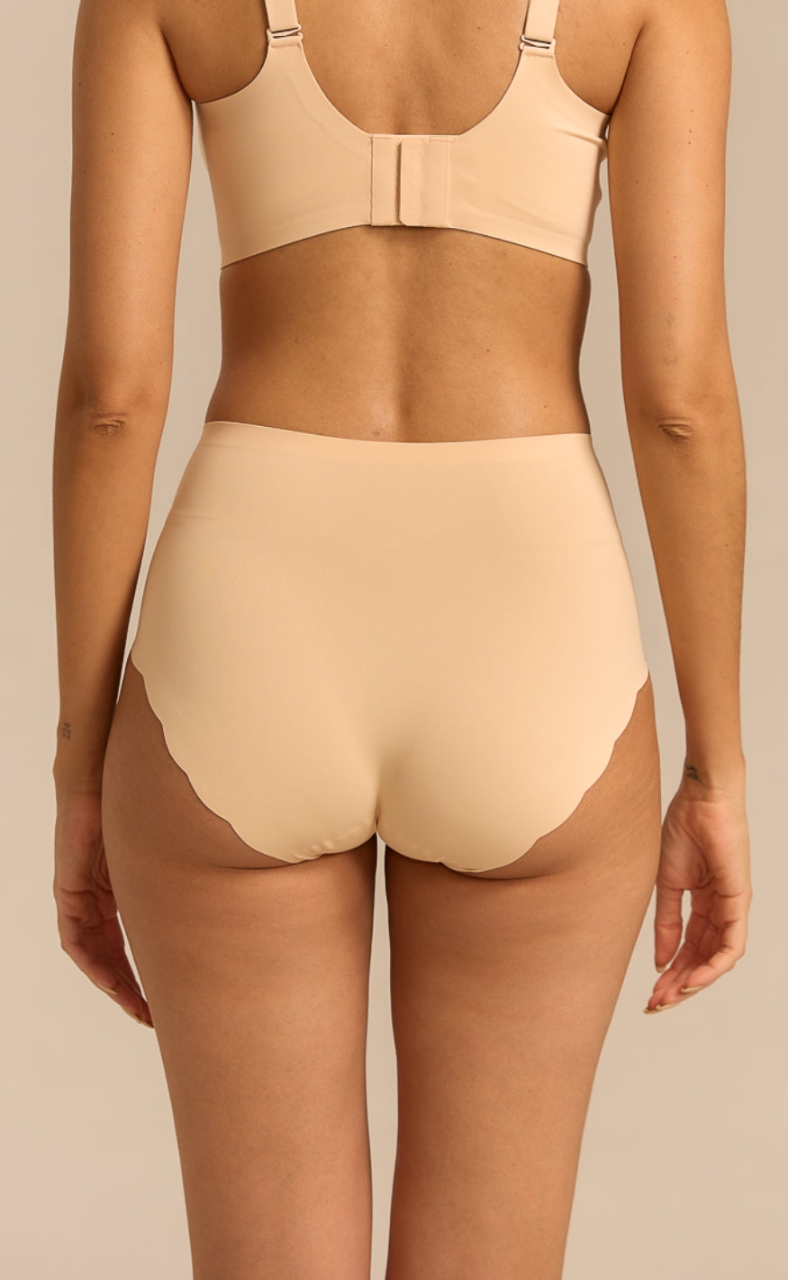 FemiFemme Truse - Invisible Highwaist Maxi - Nude