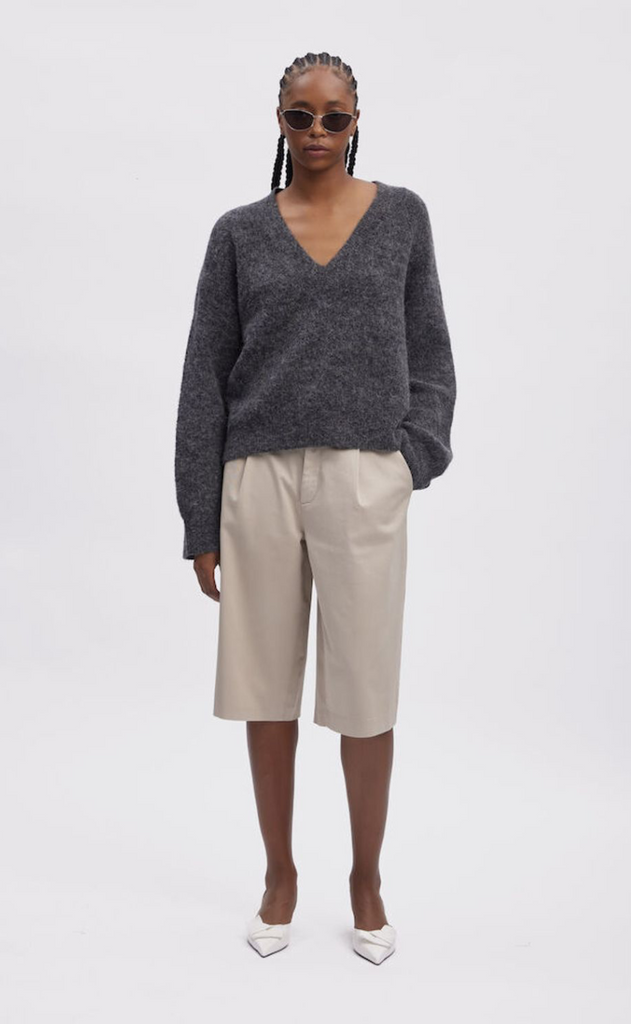 Gestuz Pullover - Alpha V-Neck - Charcoal melange