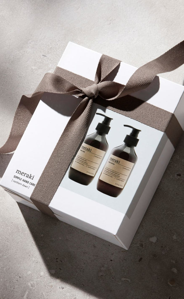 Meraki Gaveæske - Håndsæbe og håndcreme ''Simple Handcare'' 2x275 ml - Northern Dawn