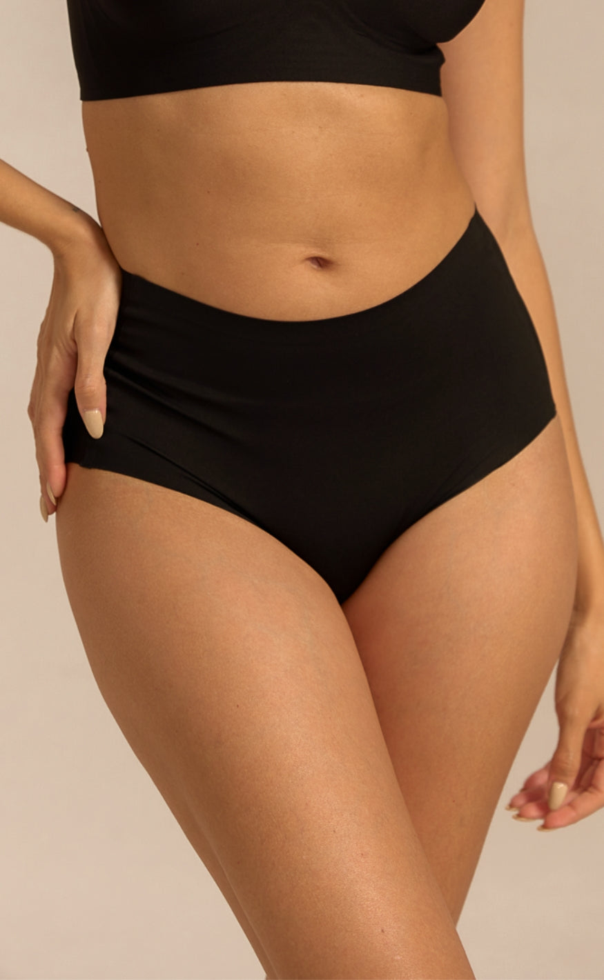 FemiFemme Truse - Invisible Highwaist Maxi - Black