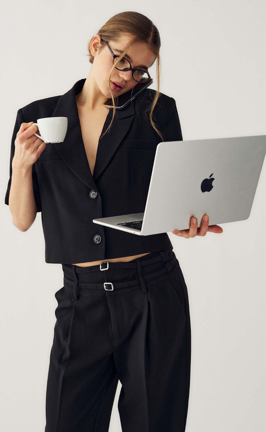 Noella Blazer - Leanne Crop - Black