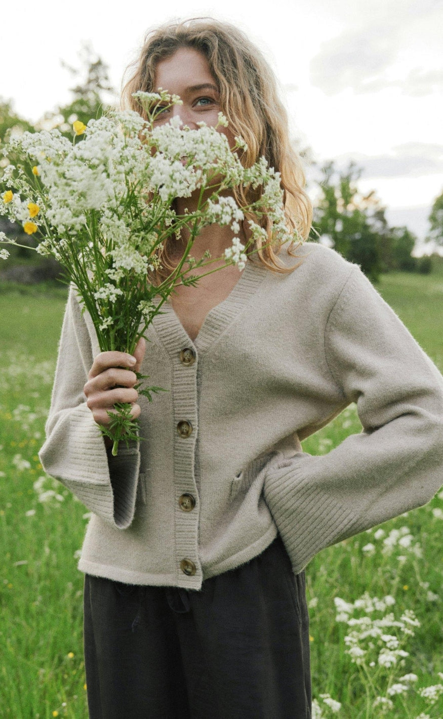 Neo Noir Cardigan - Pixie Knit - Warm Grey