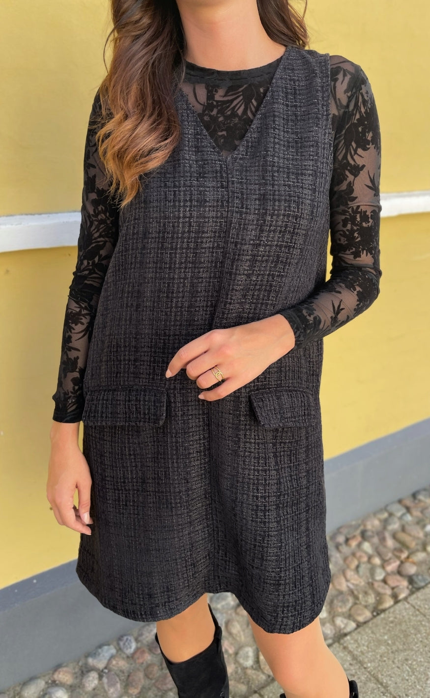 Say INA Copenhagen Kjole - Jessi Spencer - Black Tweed