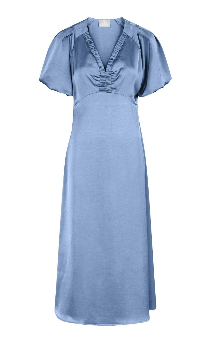 Neo Noir Kjole - Illana Heavy Sateen - Light Blue