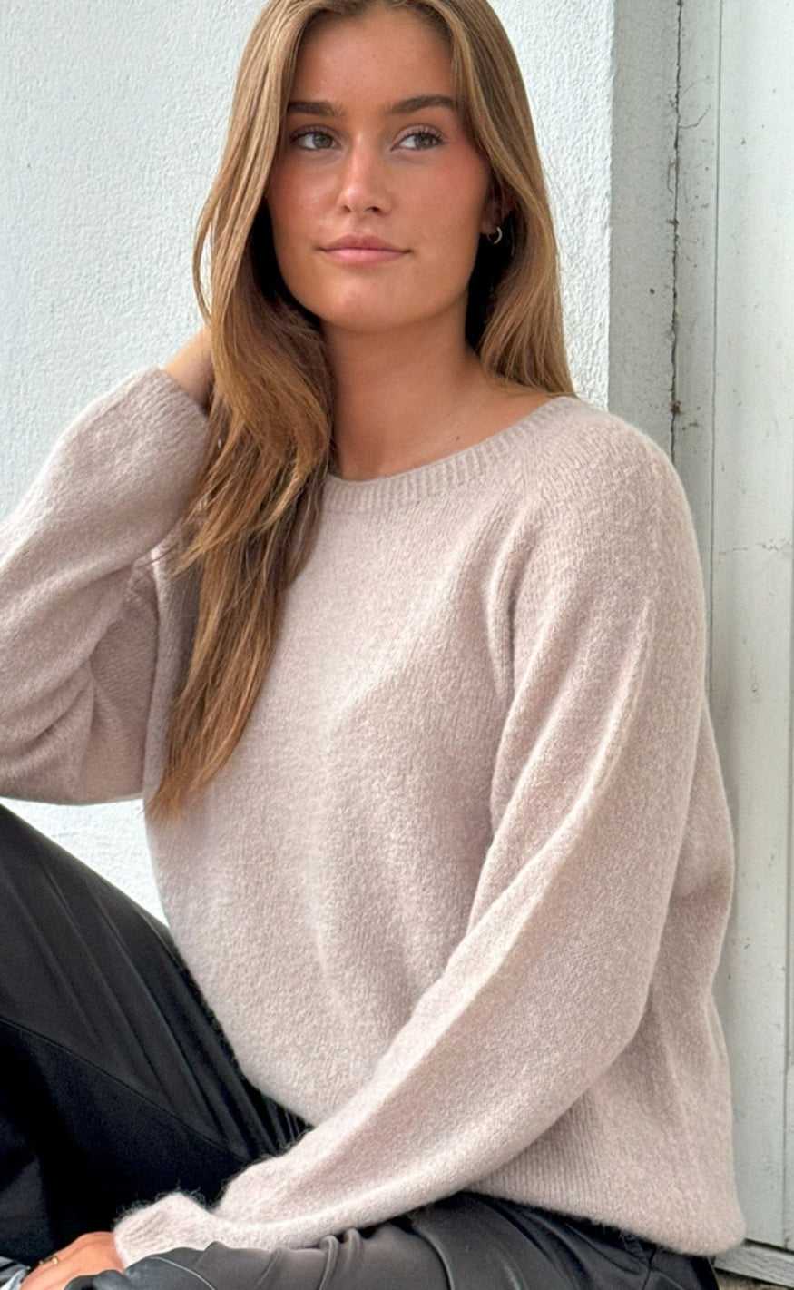 Depeche Genser - Sara O-Neck - Sand