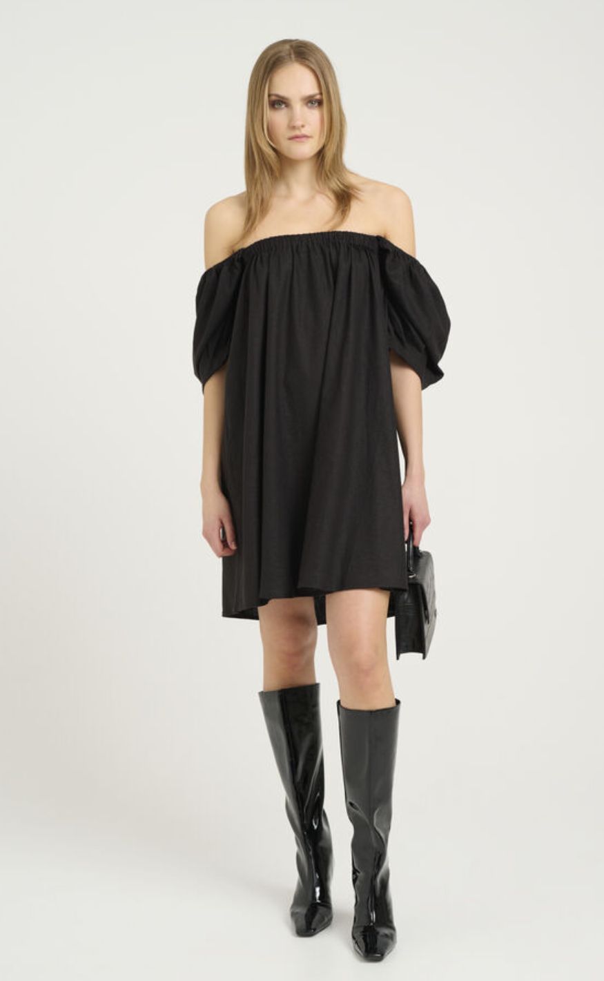 Gestuz Kjole - Elarah Linen Short - Black