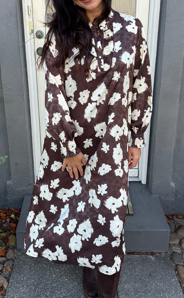 Say INA Copenhagen Kjole - Ella - Dark Brown W. White Flowers
