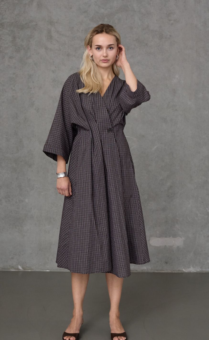 Love & Divine Kjole - Love1602-1 - Brown Check