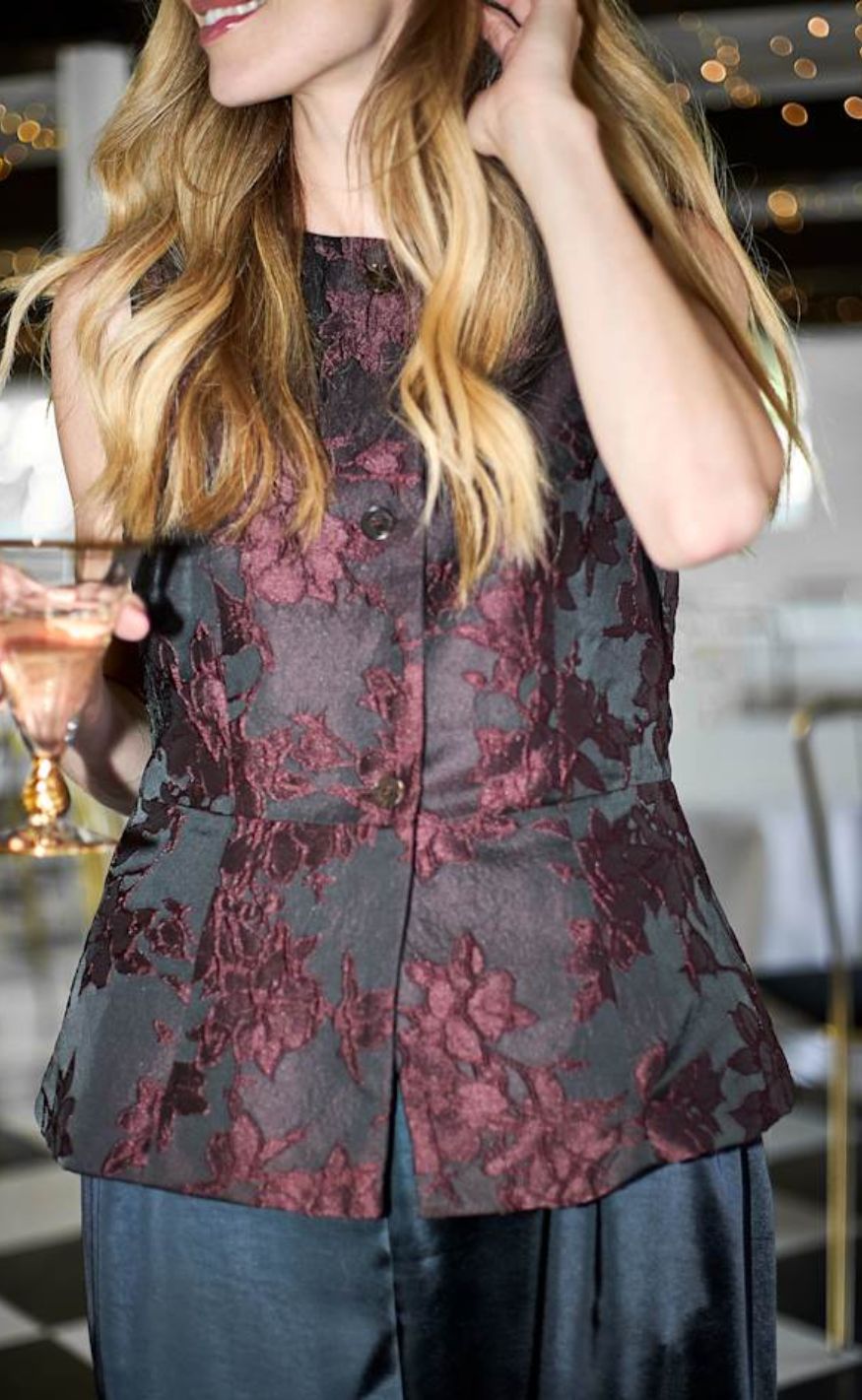 Black Colour Vest - Vienna - Wine