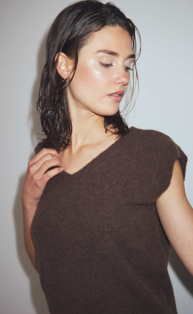 Noella Vest - Leatrice - Dark Brown