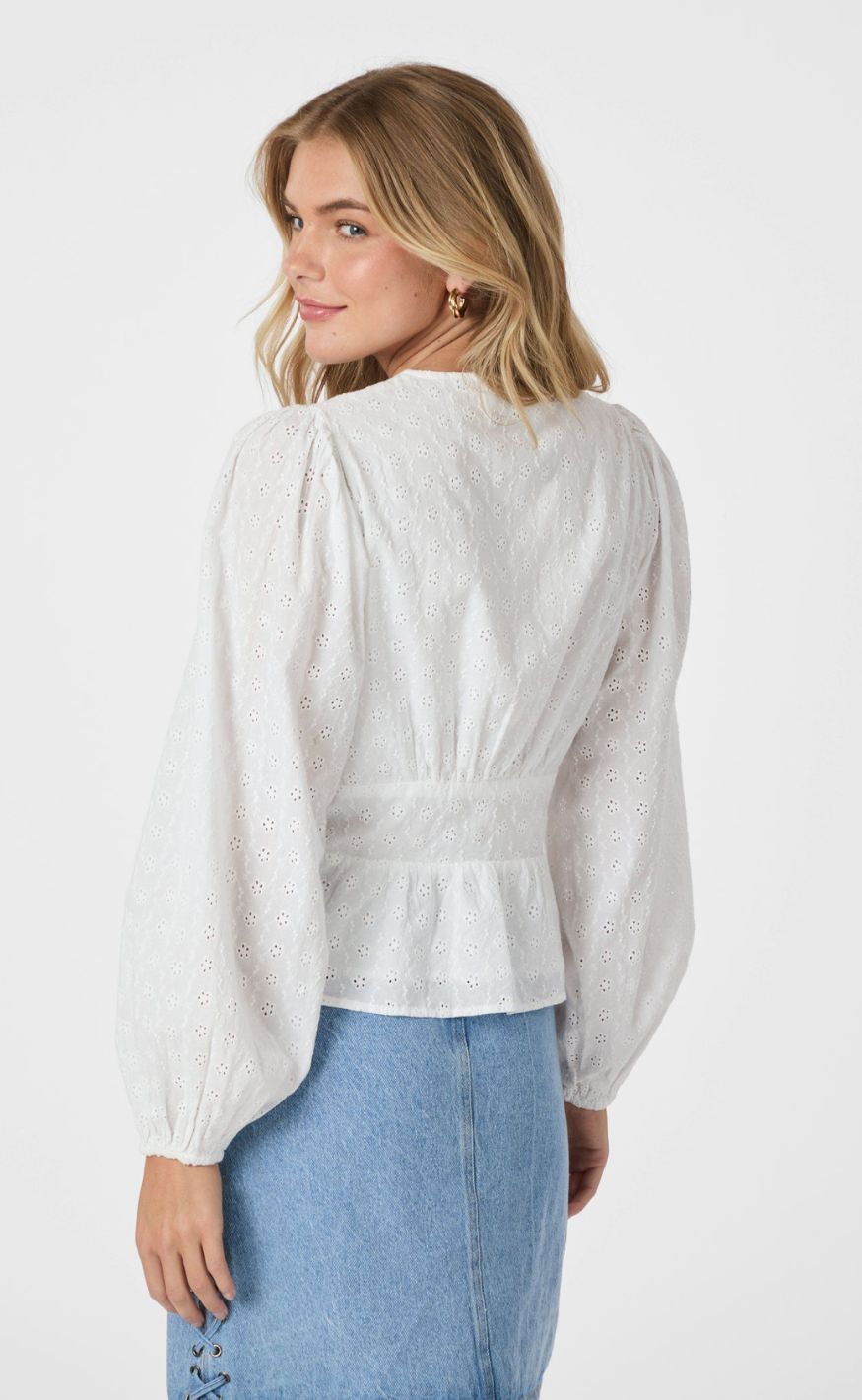 Neo Noir Bluse - Neroni Embroidery - White