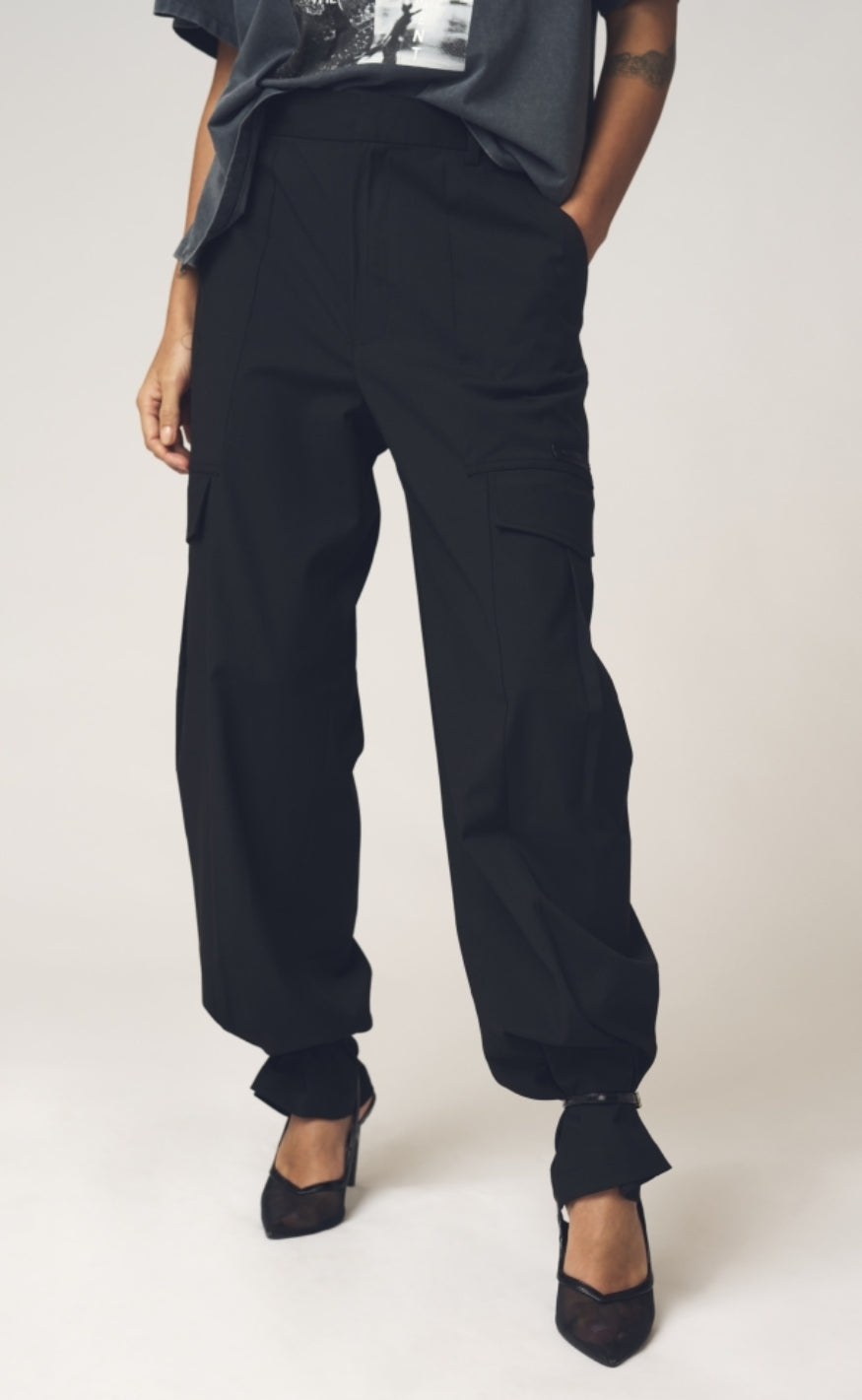 Gossia Bukser - Billie Barrel - Black