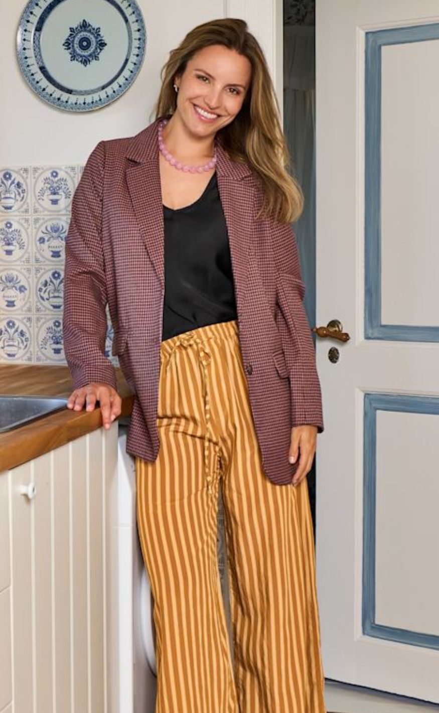 Black Colour Blazer - Etienne - Light Pink