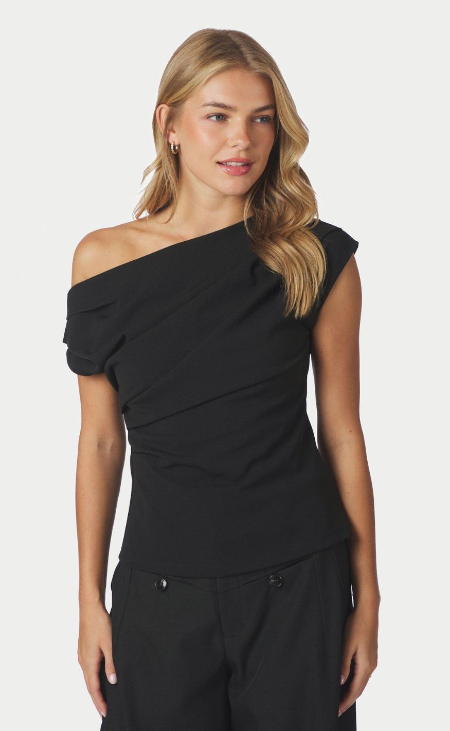 Neo Noir Topp - Mabelle Drapy - Black