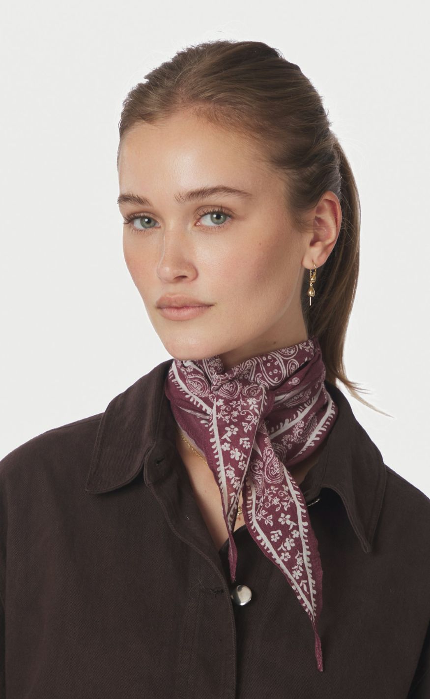 Neo Noir Skjerf - Kinessa Paisley - Dark Rose