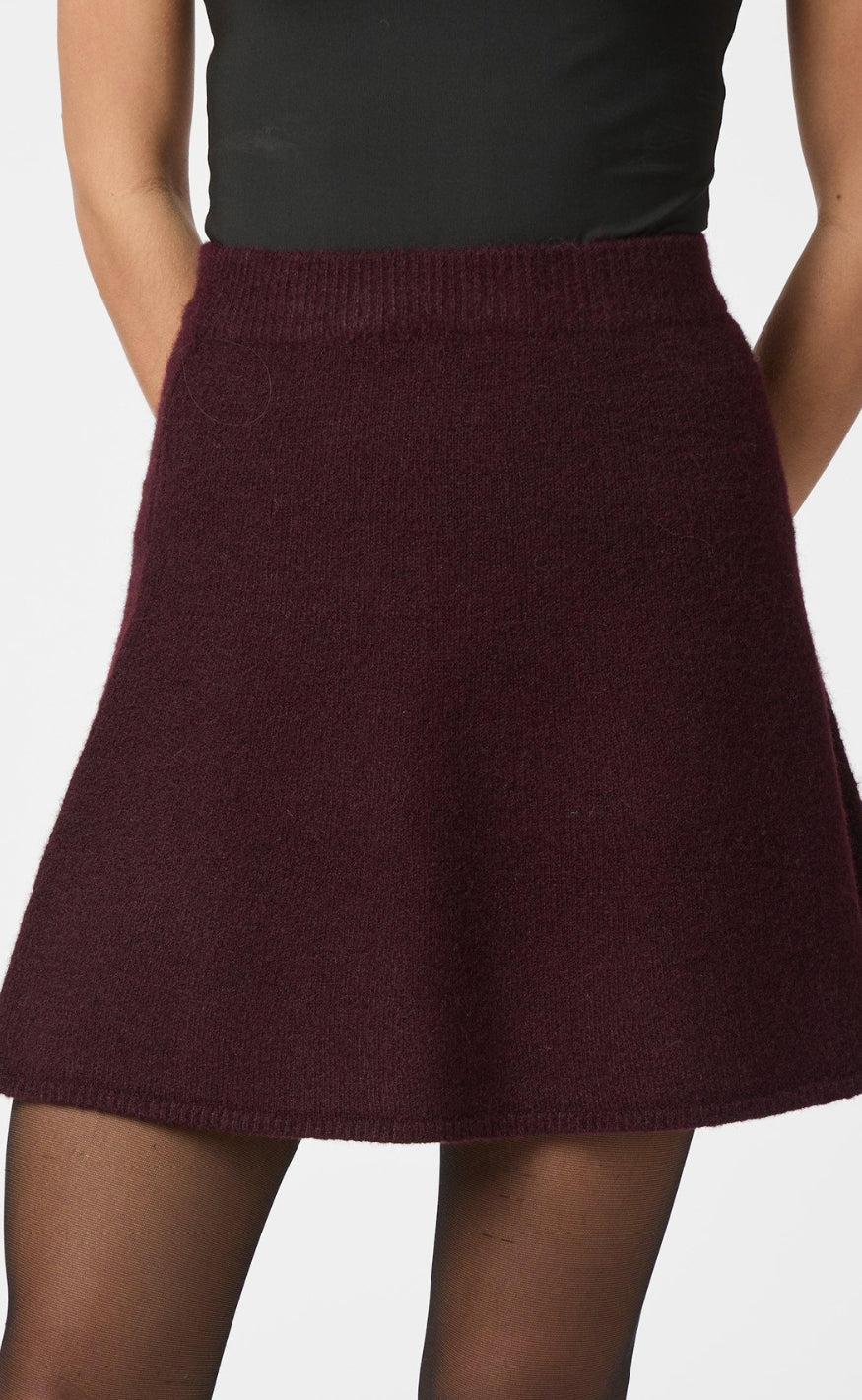 Neo Noir Skjørt - Gisa Knit - Wine