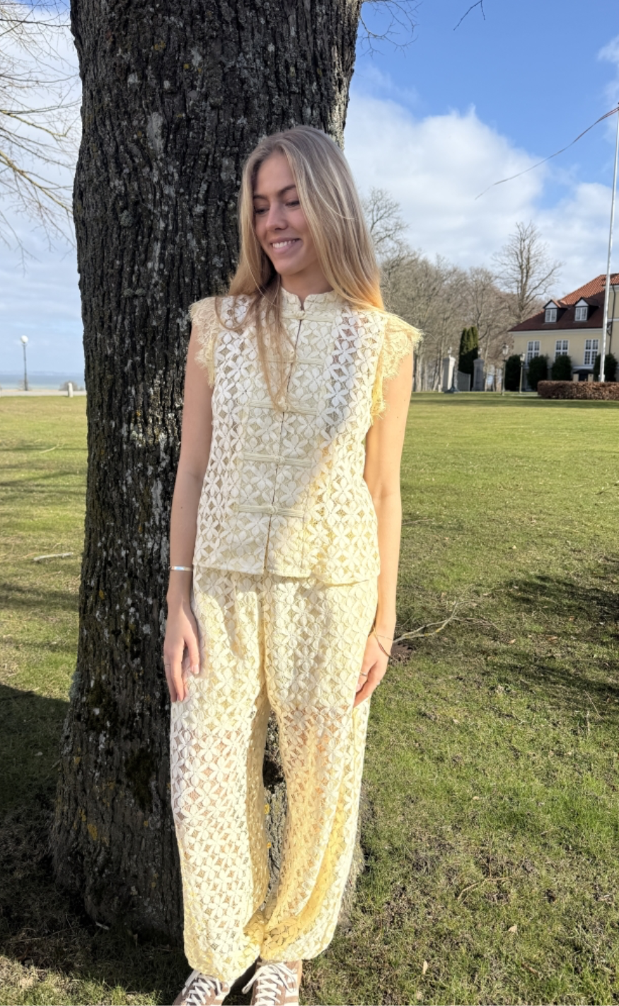 Continue Topp - Molly Lace - Light Yellow