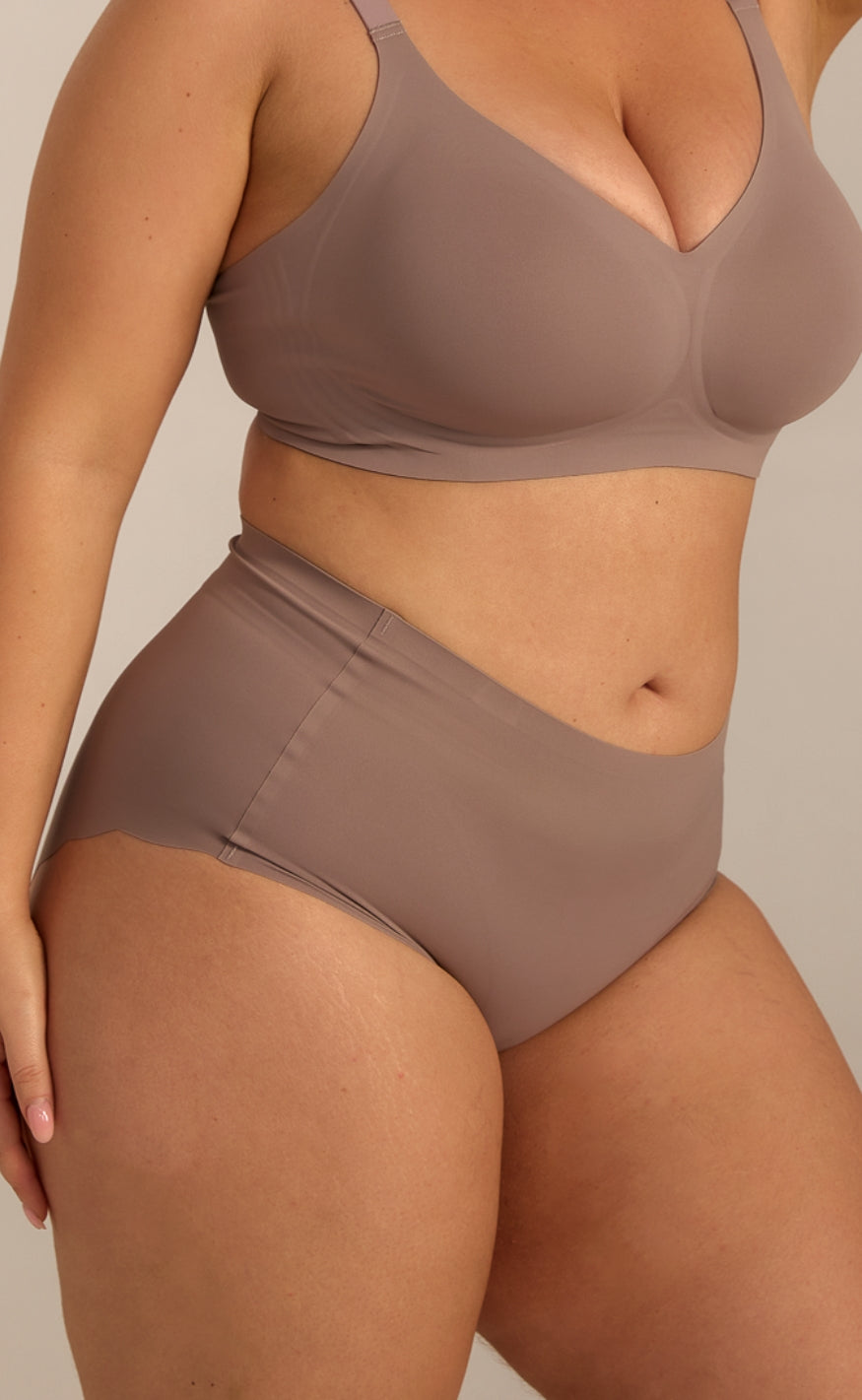 FemiFemme Truse - Invisible Highwaist Maxi - Mocha