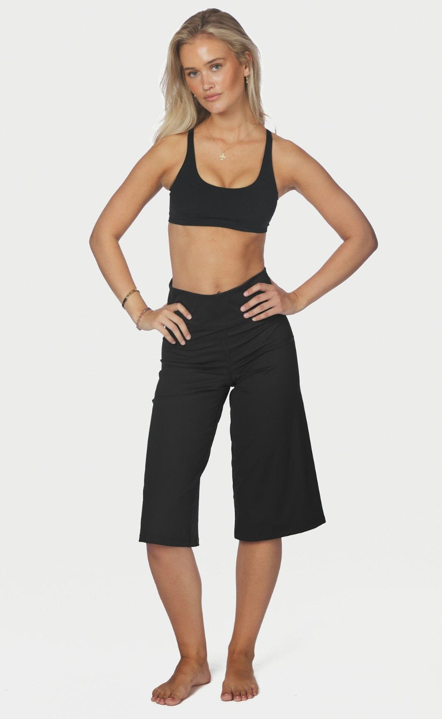 Neo Noir Bukser - Lauri Wide Capri - Black