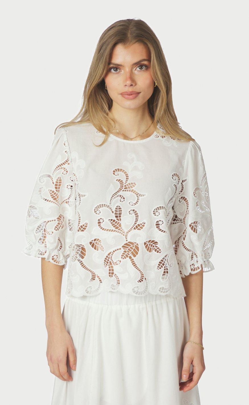 Neo Noir Bluse - Fia Embrodery - White