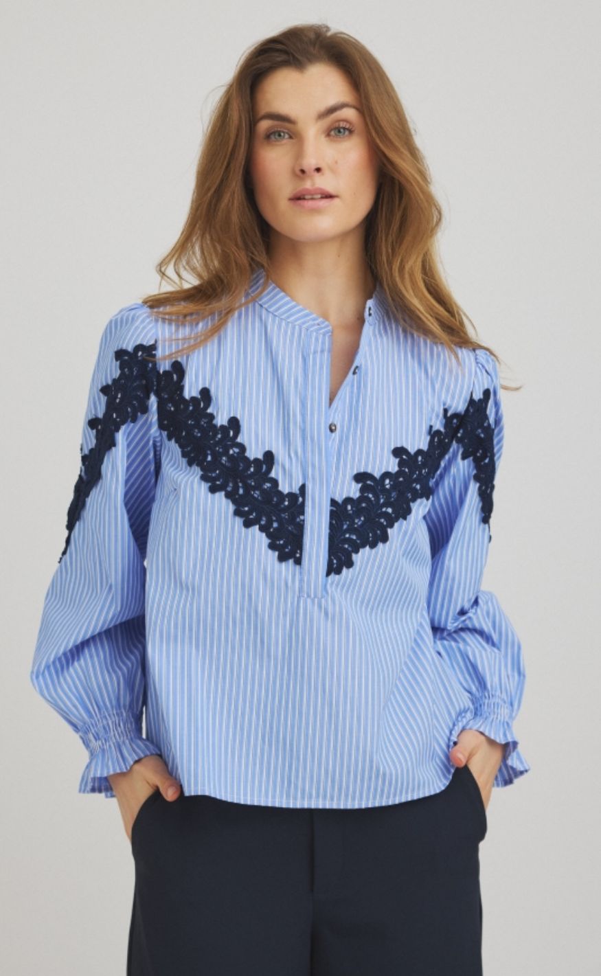Luxzuz Bluse - Hanna - Colony Blue